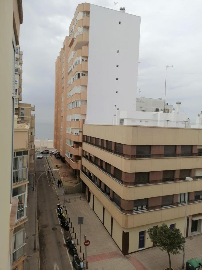 דירות קדיז Keka En Playa La Victoria Con Ascensor Grupo Ac Gestion מראה חיצוני תמונה